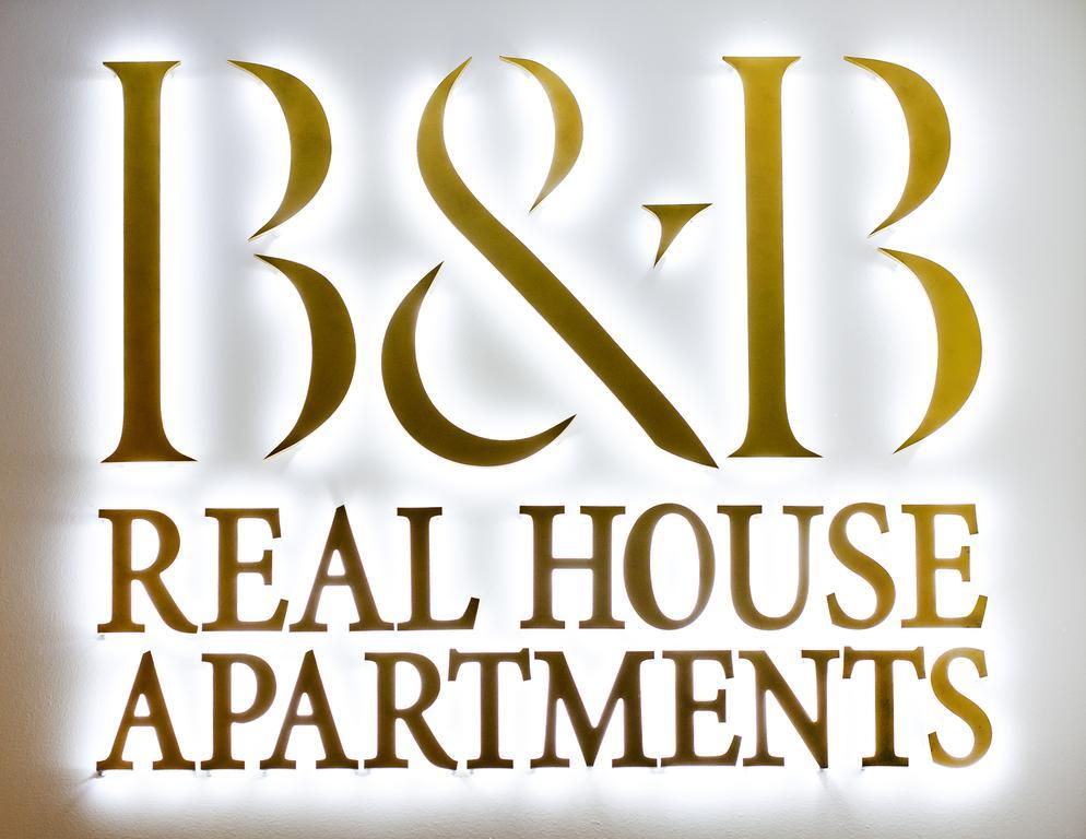 الشقق الفندقية فيلنيوسفي  Real House المظهر الخارجي الصورة